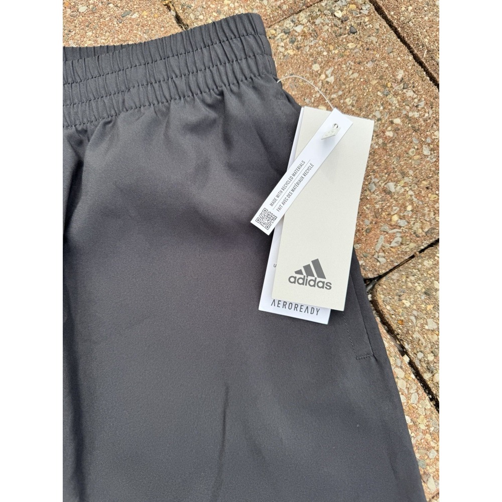 Adidas Big Boys Aeroready Elastic Waistband Woven Shorts School Sport XL NWT - Picture 3 of 5